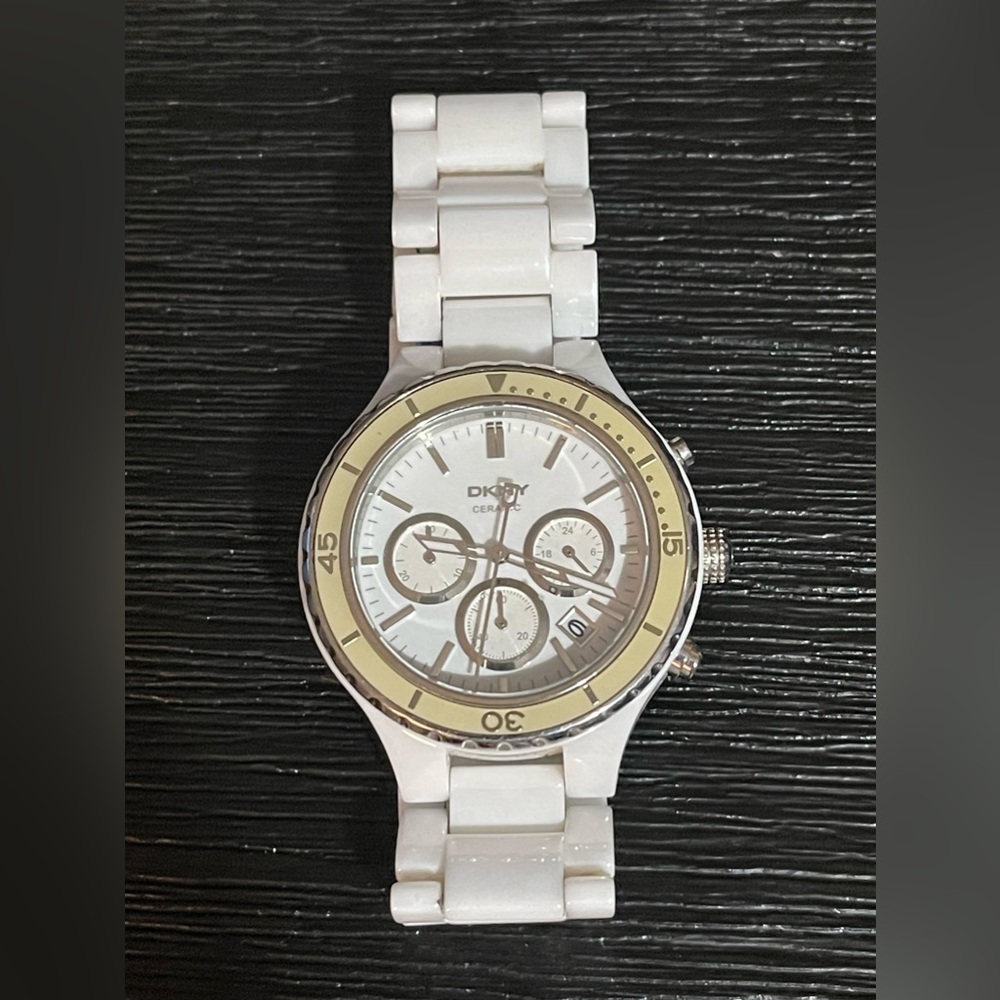 DKNY Watch Ceramic Chronograph 42mm Quartz Movement Water Resistant White Unisex - Picture 4 of 4